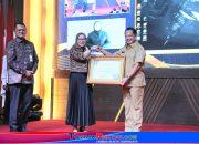 Mendagri Terima Penghargaan KIPP 2025, Inovasi “NIK Sehat” Raih Pengakuan Tertinggi Untuk Kemudahan Layanan Kesehatan