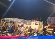 Penumpang Keluhkan Sistem Muat Kendaraan Kapal Dharma Kartika Rute Kalianget–Raas