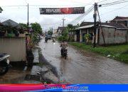 Banjir Sample di Akses Jalan Menuju Pelabuhan Perikanan Dan Wisata Pantai : Warga Kendal Keluhkan Kurangnya Perhatian Pemerintah Kabupaten