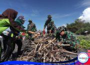 Kodim Purworejo Gelar Karya Bakti Bersih Pantai Dukungan Gerakan Indonesia ASRI