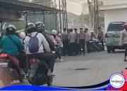 OJK Resmi Cabut Izin Usaha Perumda BPR Bank Cirebon, Nasabah Sejak Pagi Gruduk Kantor Minta Kepastian Tabungan
