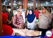 Kapolresta Cirebon Bersama Forkopimda Kembali Sidak Pasar, Pastikan Stabilitas Harga dan Ketersediaan Sembako Jelang Ramadhan 1447 H