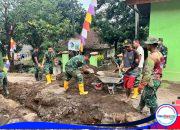 Meski Padat Kegiatan, Satgas TMMD Kodim 0617 Terus Lanjutkan Pembangunan Solokan .