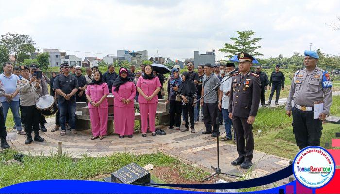 Polsek Pademangan Gelar Pemakaman Kedinasan untuk AIPTU Sugiarto