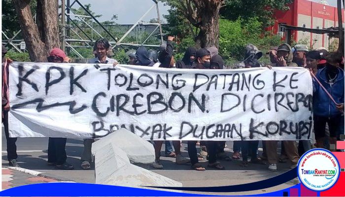 Masyarakat Peduli Cirebon Datangi DPUTR, Soroti Dugaan Ketidakterbukaan Proses Lelang