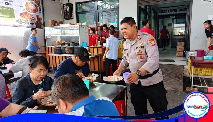 Polsek Metro Penjaringan Tebar Kepedulian, Bagikan Makanan Gratis untuk Warga di Bandengan Utara