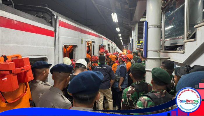 KAJJ Tabrak KRL di Bekasi Timur, 7 Tewas dan 81 Luka-luka, Gerbong Wanita Terdampak Parah