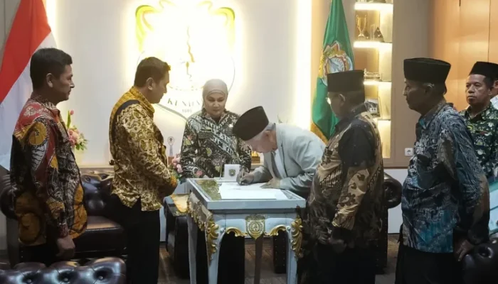 Langkah Nyata Peningkatan Layanan Kesehatan: Pemkab Kendal dan PCNU Resmi Tandatangani Hibah Pembangunan RSNU
