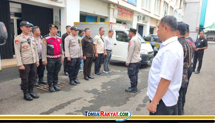 Polsek Pademangan Siagakan Pengamanan Aksi Unjuk Rasa KMPHI di Mangga Dua Square