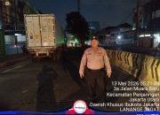 Respon Cepat Aduan Warga, Polisi Urai Kemacetan Truk Kontainer di Pluit Selatan Raya