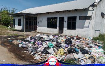 Gedung Pengolahan Sampah (TPS3R) program KOTAKU Tahun Anggaran 2020, mangkrak tanpa aktifitas selama 6 tahun dari selesai dibangun.