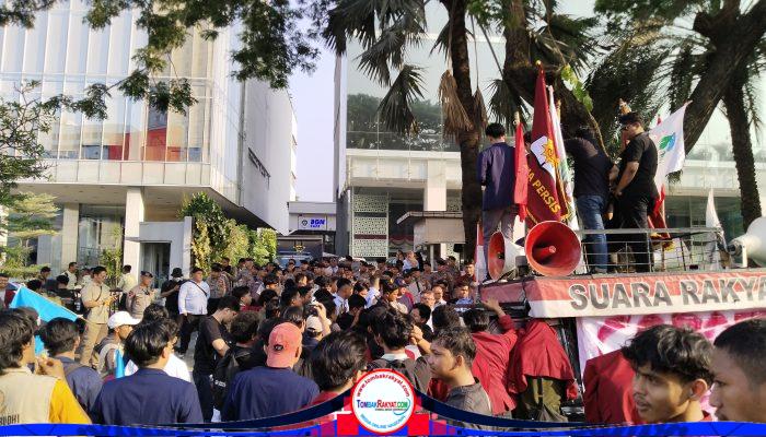 Ratusan Mahasiswa Kepung Kantor BGN Jakarta, Tuntut Kepala BGN Mundur dan Transparansi Anggaran