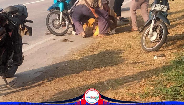Diduga Akibat Kain Menjuntai, Sepeda Motor Terjatuh di Pantura Indramayu, Balita Luka Kepala
