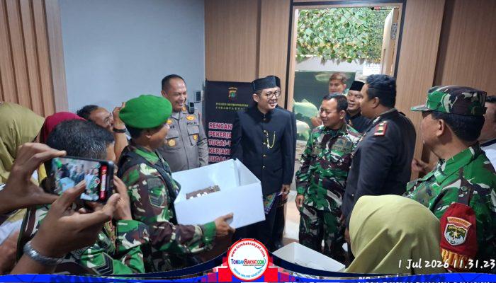 Surprise Party dari Tiga Pilar Warnai HUT Bhayangkara ke-80 di Polsek Cilincing, Perkuat Sinergi Jaga Kamtibmas