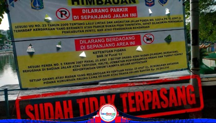 Spanduk Larangan Hilang, PKL Kembali Beroperasi di Danau Sunter