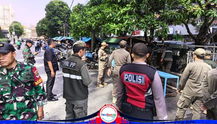 Bulan Tertib Trotoar Digelar di Apartemen Laguna Pluit, Polisi Libatkan TNI hingga Satpol PP