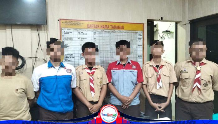 Polsek Metro Penjaringan Amankan Enam Remaja Diduga Hendak Tawuran, Tiga Celurit Disita