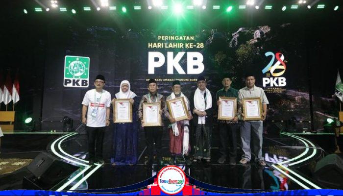 Hormati Warisan Ulama, PKB Beri Penghargaan untuk 5 Kiai Inspiratif di Harlah ke-28