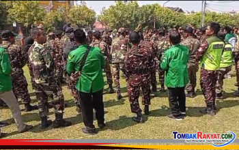 Tolak Pelantikan PC GP Ansor, Soroti Dugaan Pelanggaran AD/ART Konfercab Tulung Ratusan Kader Ansor Klaten Gelar Aksi