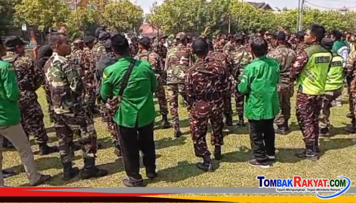 Tolak Pelantikan PC GP Ansor, Soroti Dugaan Pelanggaran AD/ART Konfercab Tulung Ratusan Kader Ansor Klaten Gelar Aksi