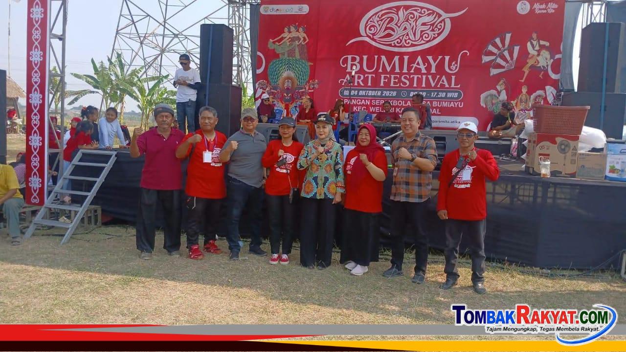 Bupati Kendal Dyah Kartika Permanasari dan jajaran (dok. istimewa)